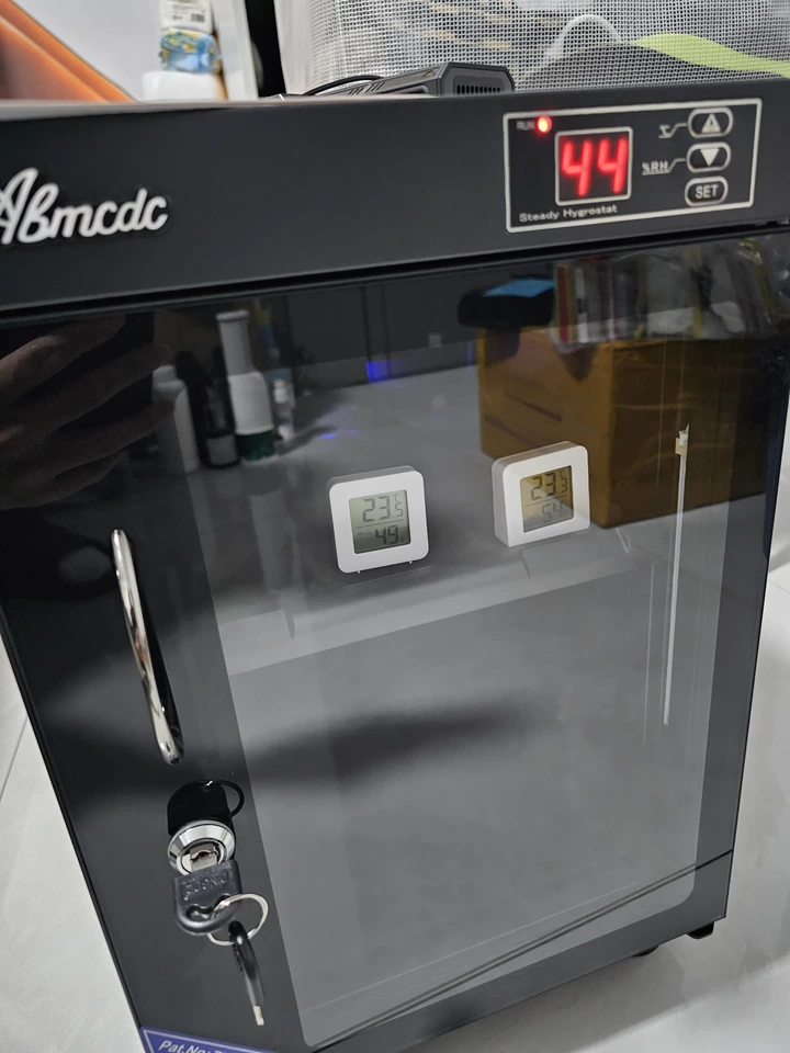 Gabinete seco electrónico de 3 - Camera Dry Cabinet reseña y precio